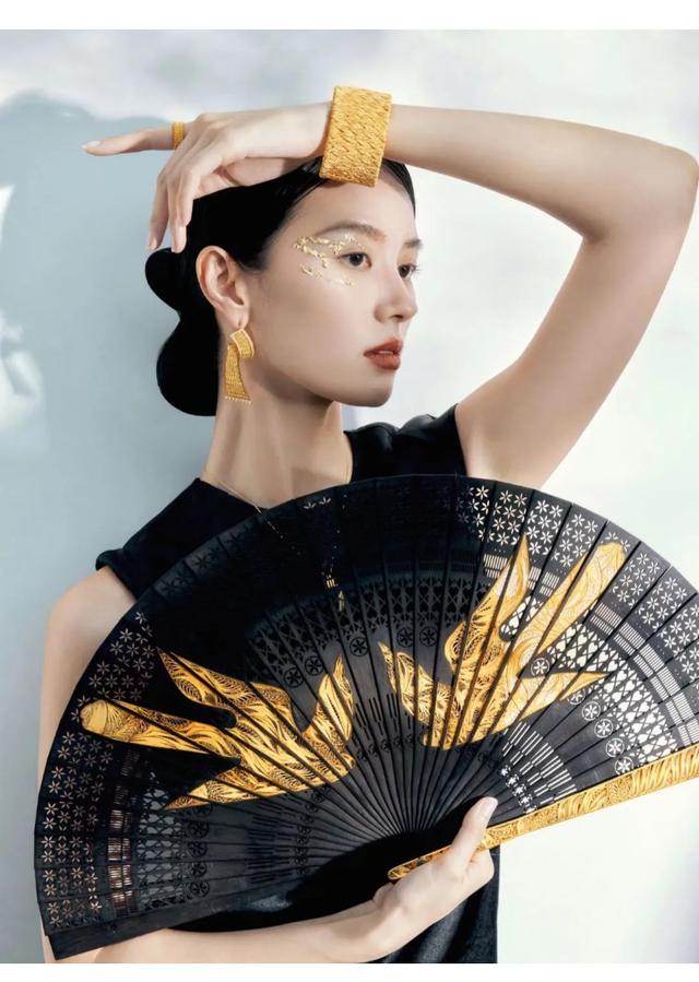 ������˽��5��������С�ڡ�Ʒ�ƣ�����ű���ƽ�桱���ܴ󸣣���